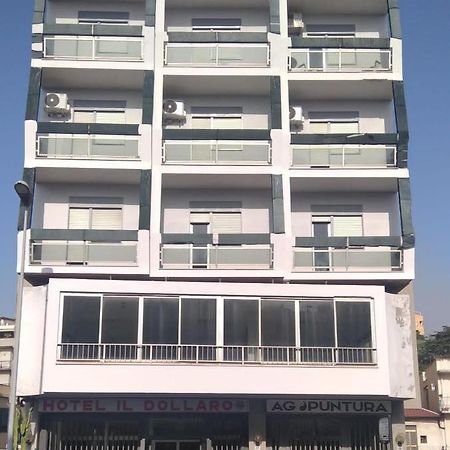 Hotel Il Dollaro วิลลาซานโจวานนี ภายนอก รูปภาพ
